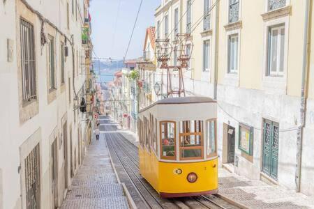 Old Town Chiado Balcony Aircon By Ld Apartments Lisbon Exterior photo