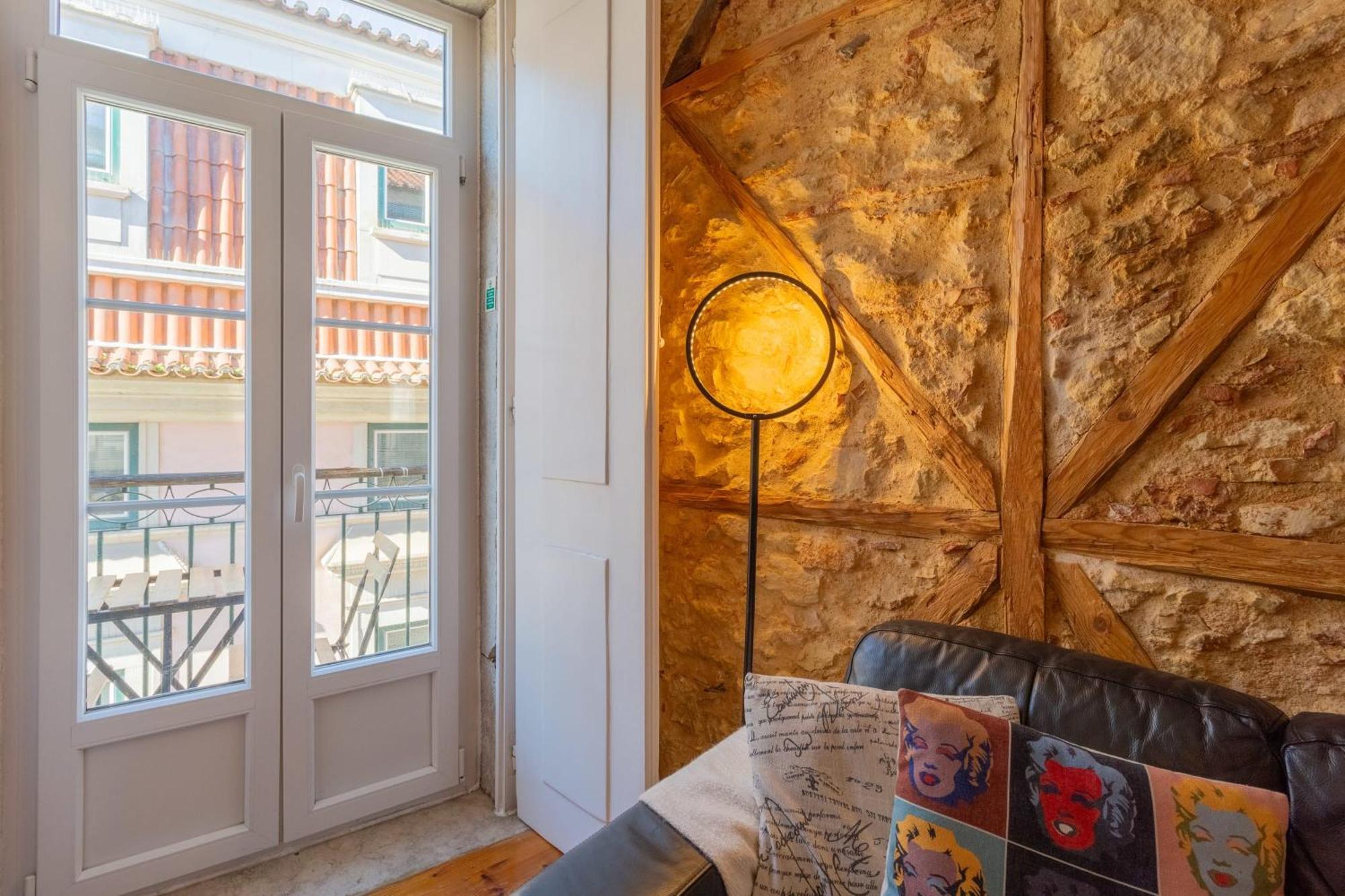 Old Town Chiado Balcony Aircon By Ld Apartments Lisbon Exterior photo